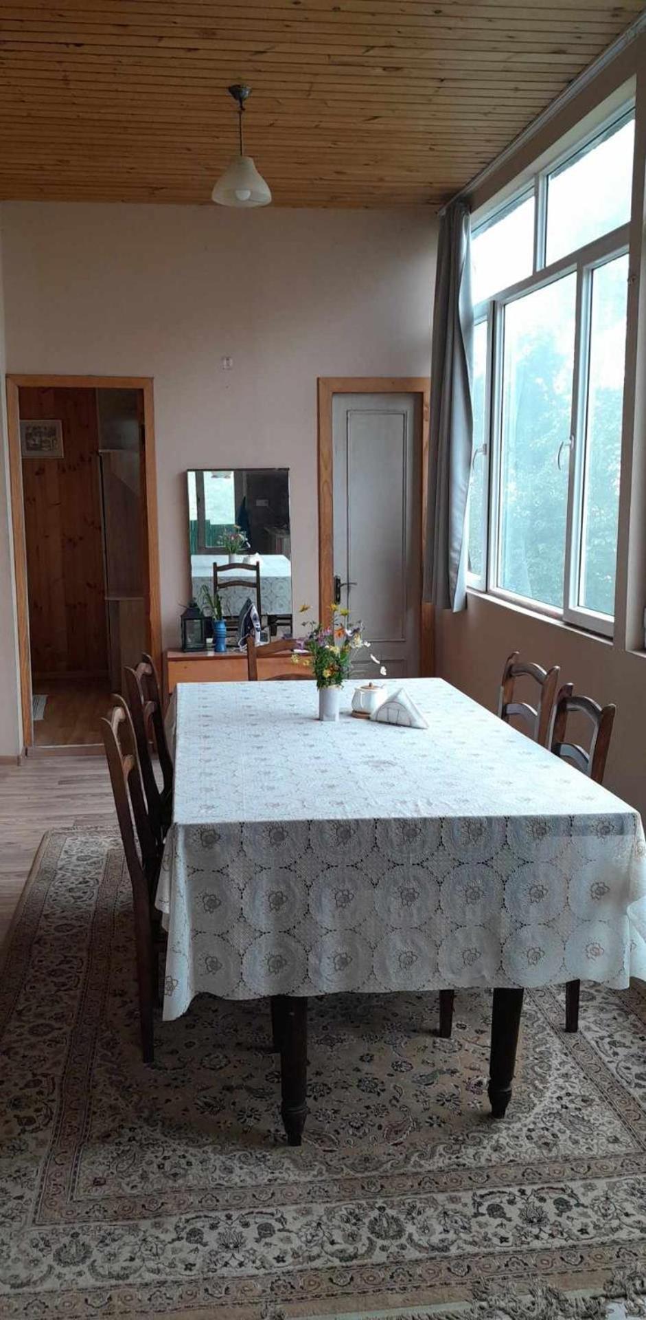 Guest House Guliada Gordi Bagian luar foto