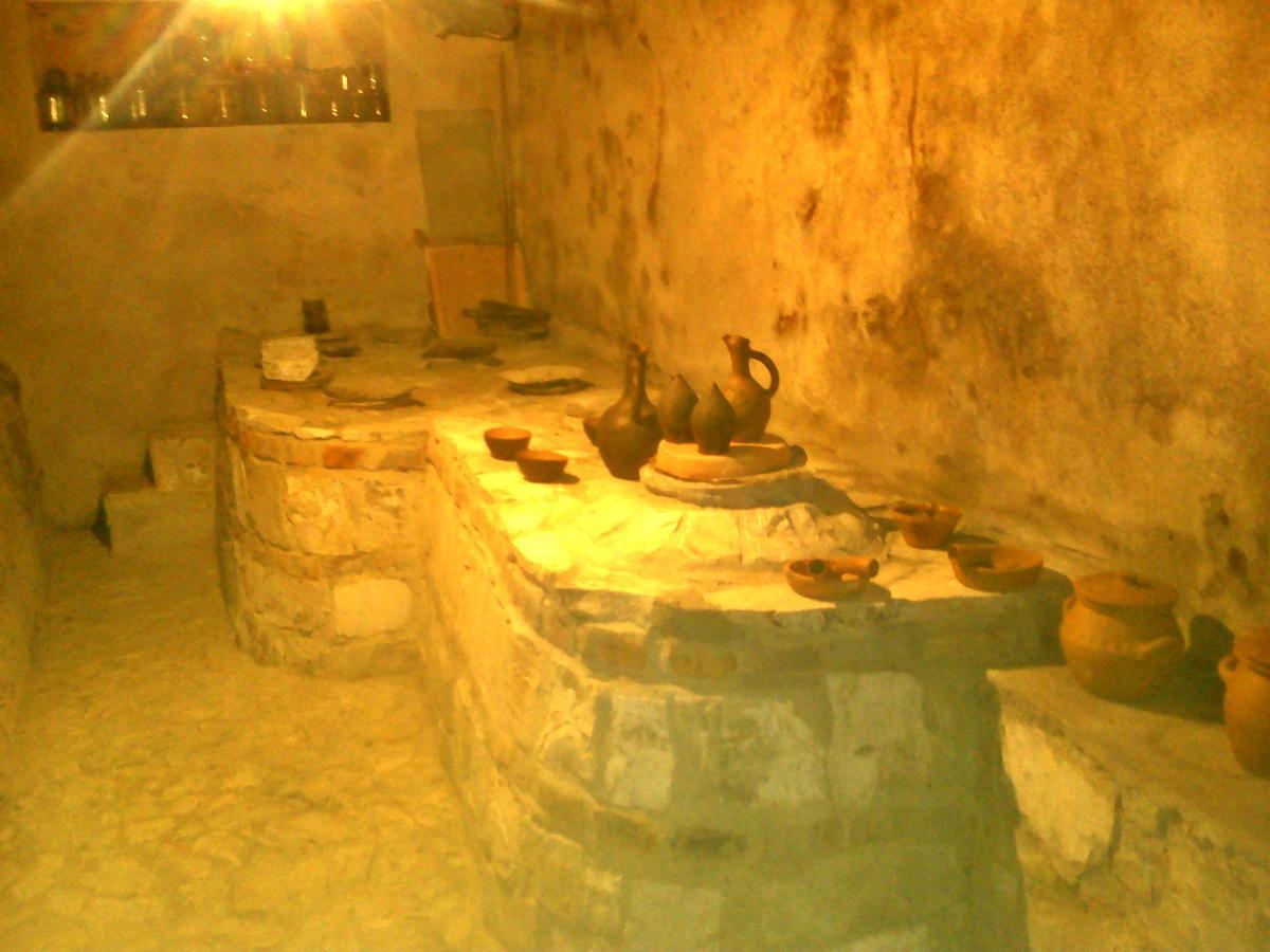Guest House Guliada Gordi Bagian luar foto
