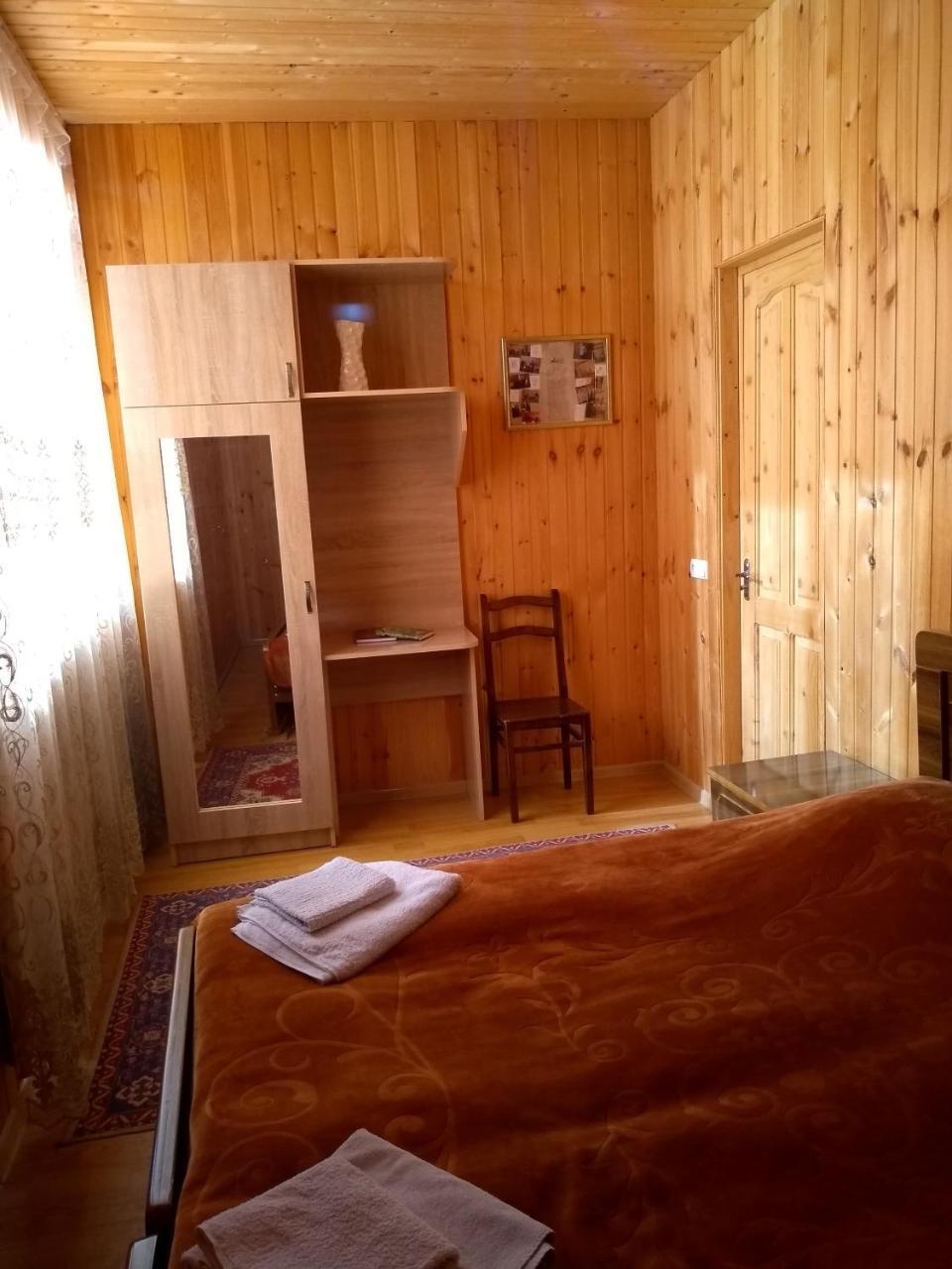 Guest House Guliada Gordi Bagian luar foto